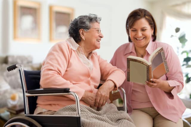 Chia Sẻ Kinh Nghiệm Chăm Sóc Sức Khỏe Người Cao Tuổi