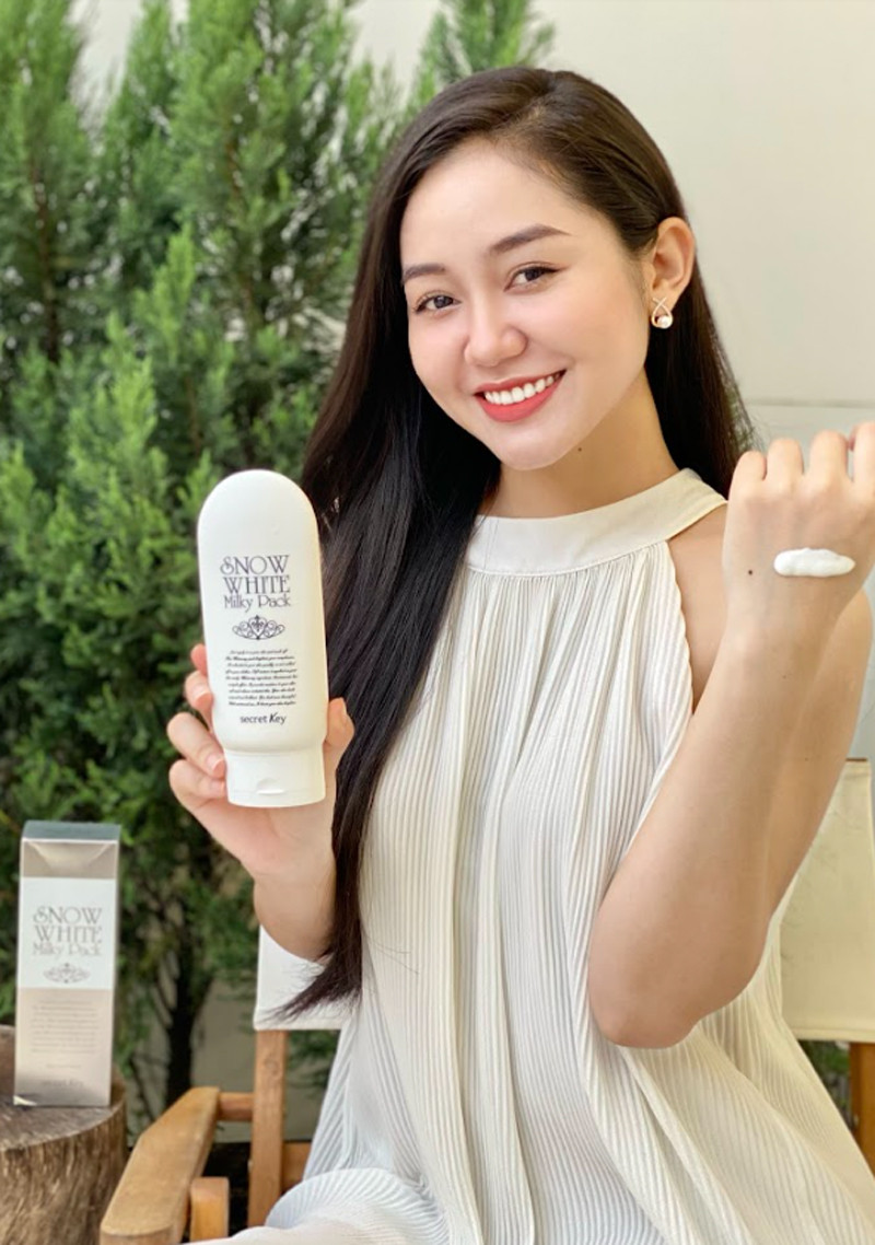 Phái đẹp mê mẩn kem dưỡng trắng da toàn thân thương hiệu Hàn Quốc Secret Key