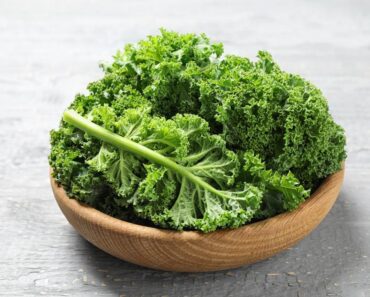 Cải xoăn Kale có tác dụng gì và làm món gì ngon?