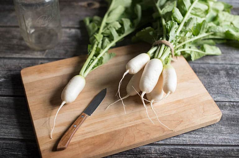 Củ cải trắng có thể giúp giảm đau nhức xương khớp không?