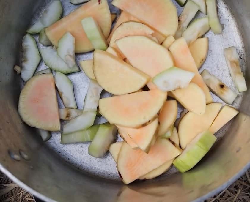 Củ khoai và quả bầu giúp đẹp da, xổ độc đường ruột, hết táo bón