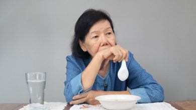 6 nhóm thực phẩm làm chậm quá trình lão hóa ở người cao tuổi