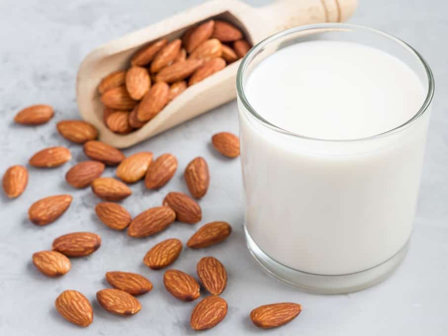 Đậu cúc giúp giảm cholesterol xấu và cách làm sữa đậu cúc hạnh nhân